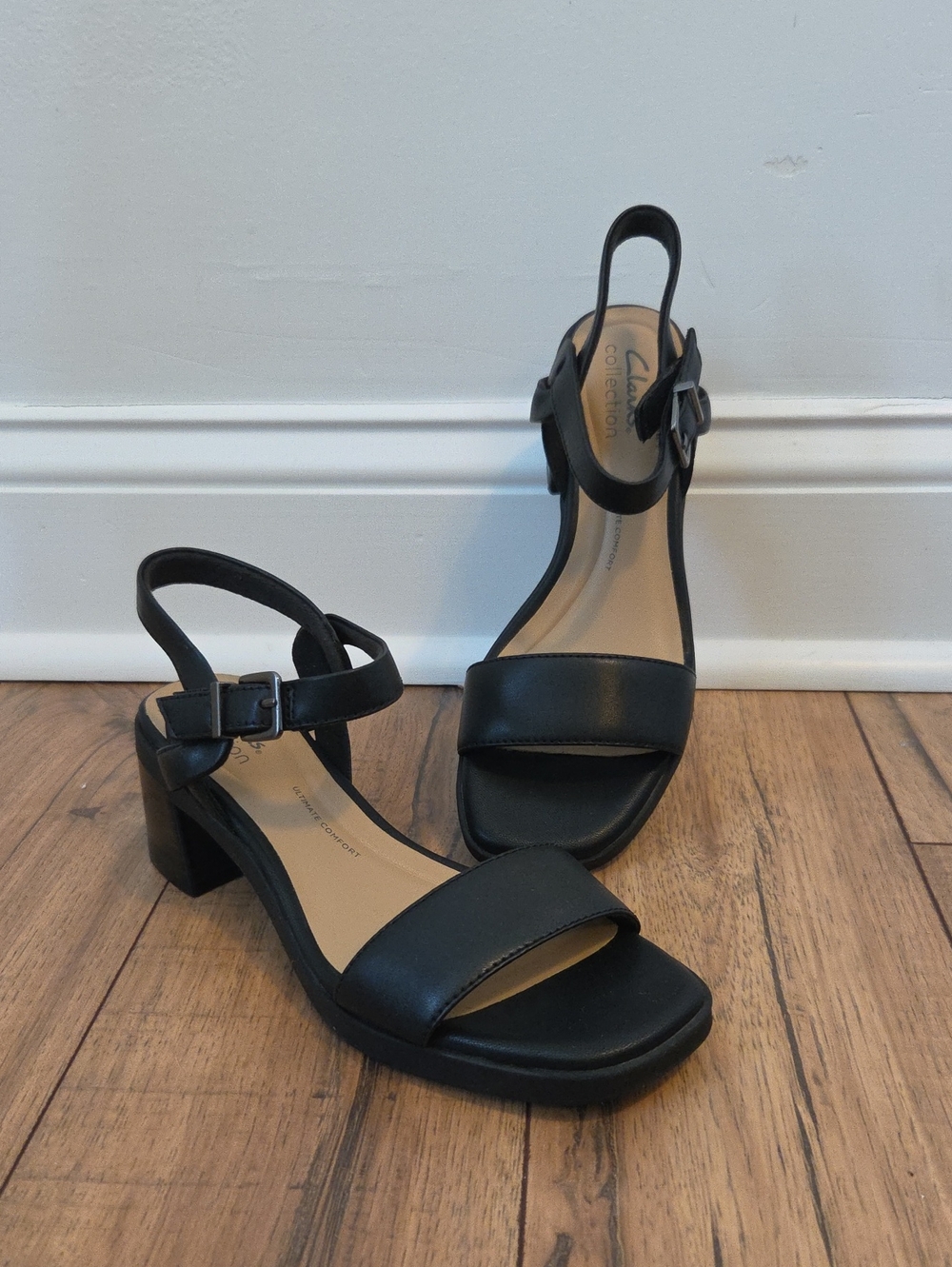 Clarks Jaylan Ray black leather block heel sandals
